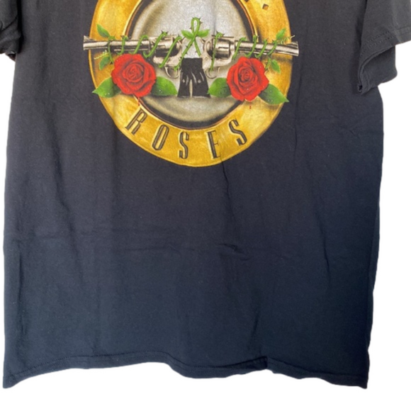 Guns & Roses Tee Size Large - Picture 3 of 6